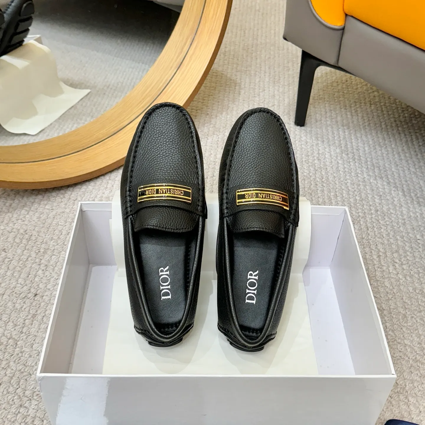 Men's clothing and shoes 💰420! (Yangli) Quality DIOR [Dior’s latest arrival] real auction hot-selling Doudou shoes 🔍DIOR) new Doudou shoes 👍Belgian designer Martin Margiela serves as Gucci shoe designer y full of charm, luxury style gentleman upper: imported cowhide, lining with spring sweat-absorbent first-layer sheepskin. Outsole Brand outsole, the last stitching on the bottom will never come off; equipped with classic Gucci exquisite hardware C D buckle💋The whole pair of shoes is fashionable and casual without losing high-end style; standard 38-46